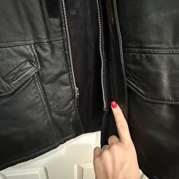 Vintage Wilsons The Leather Experts Men's Leather Zip Up Moto Jacket Size Large - Picture 6 of 10